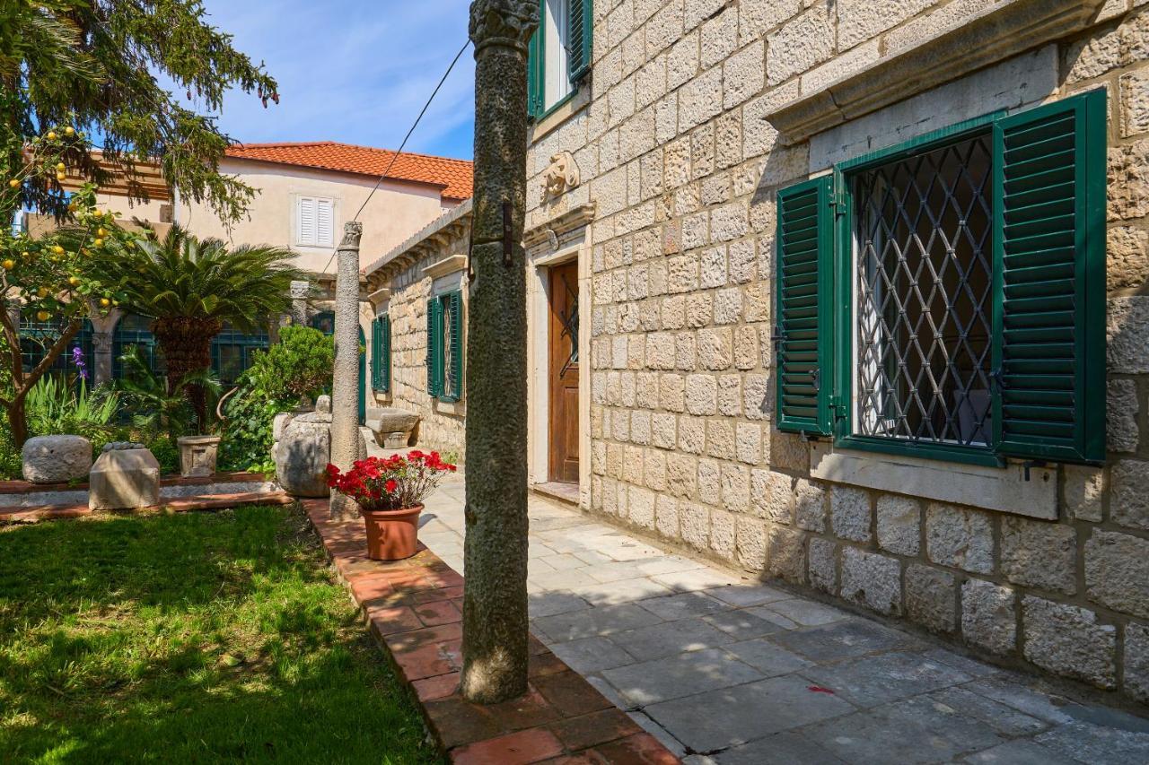 Apartament Legacy